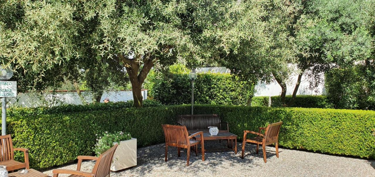 אוטרנטו Agriturismo La Rondine מראה חיצוני תמונה