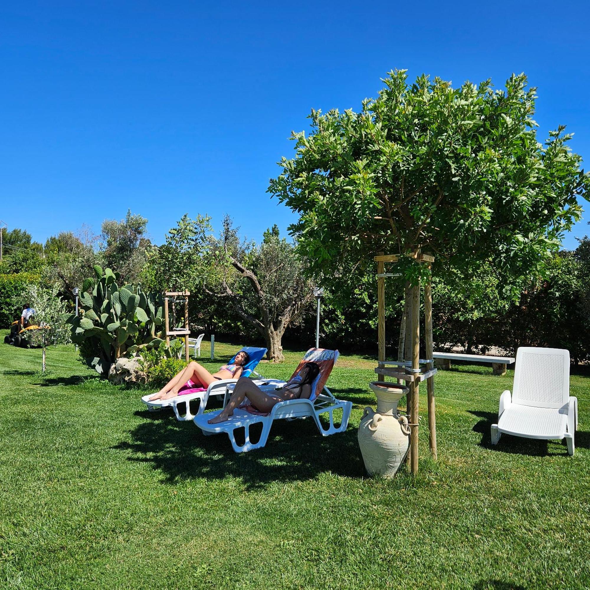 אוטרנטו Agriturismo La Rondine מראה חיצוני תמונה